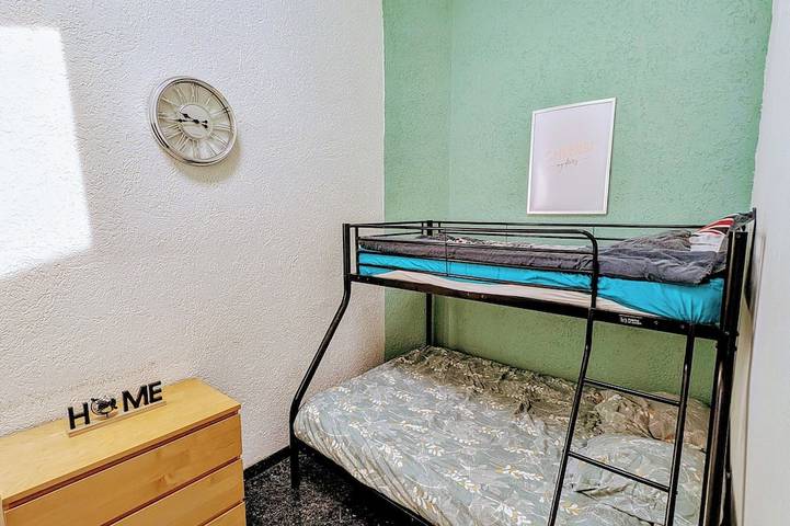 Private accommodation in beautiful villa with swimming pool in Dalhunden, Nordelsass