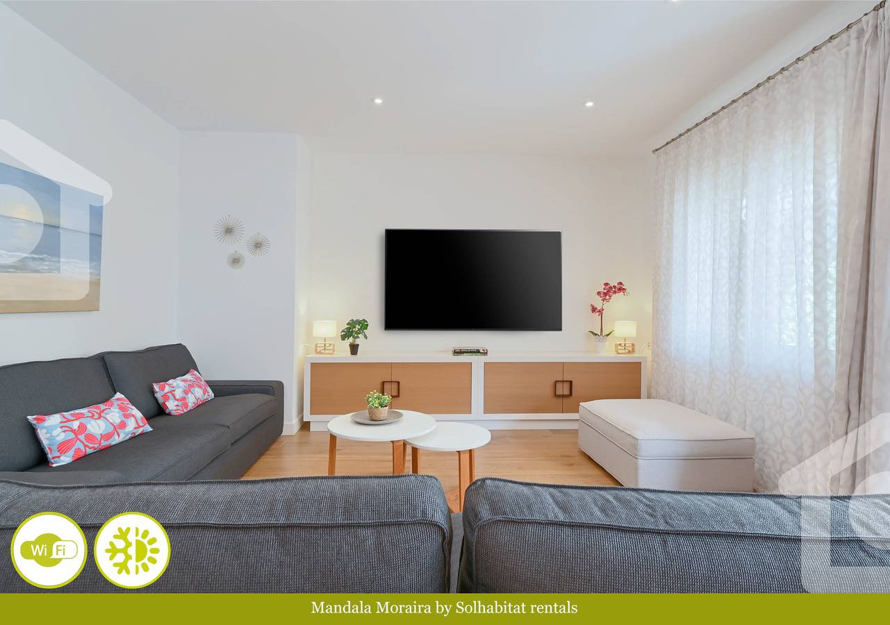 Apartamento entero, Apartamento de vacaciones para 8 personas con terraza in Club Moraira, Teulada