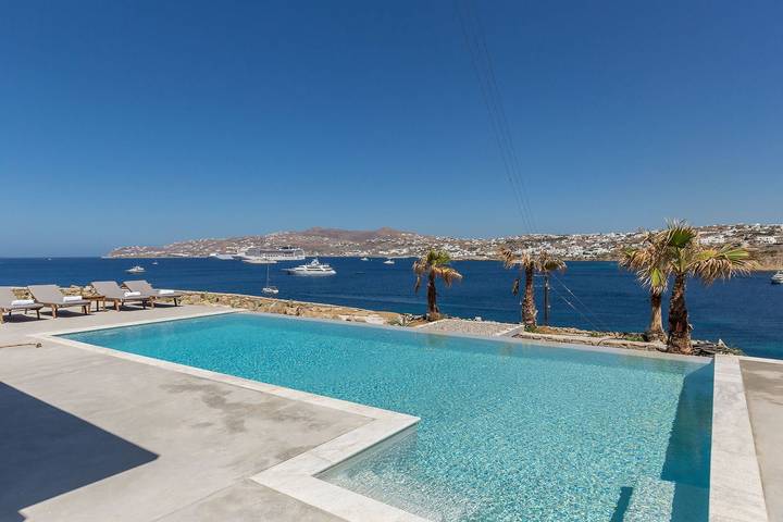 Villa for 8 people, with terrace and garden in Mykonos