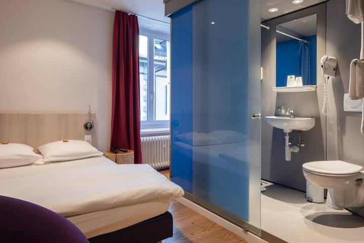 Maison d’hôte pour 2 personnes, avec terrasse, animaux acceptés à Zurich - 2