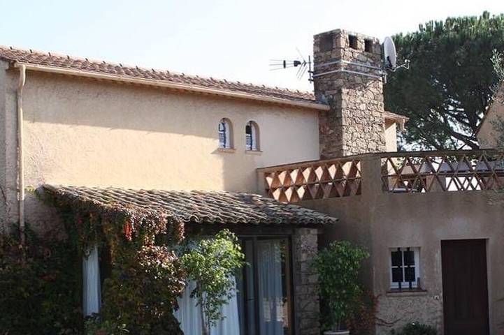 Maison de vacances pour 4 personnes, avec balcon et jardin