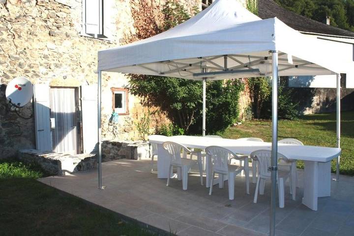 Location de vacances pour 9 personnes, avec vue et jardin, adapté aux familles à Osse-en-Aspe - 4