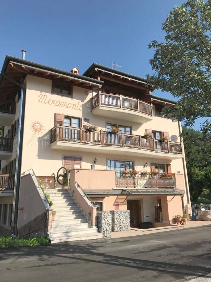 Ferienwohnung für 4 Personen, mit Ausblick und Balkon - 1