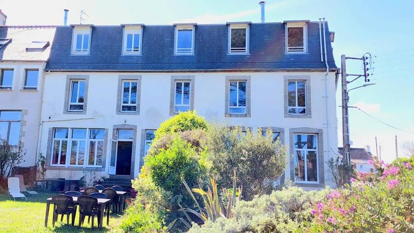 Location de vacances pour 15 personnes, avec vue dans Le Diben