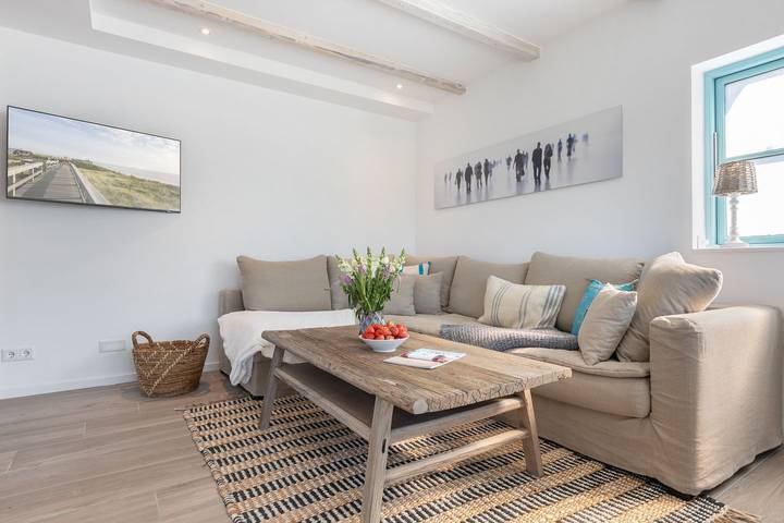 Villa Bundi - Stilvolle Auszeit für bis zu 6 Personen mit Sauna & Garten! in Westerland, Sylt (Gemeinde)