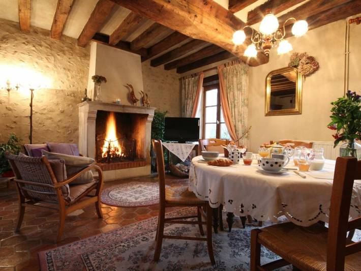 Normannisches Ferienhaus für Familien und Freunde, Garten & Haustiere Erlaubt in Parc naturel régional du Perche