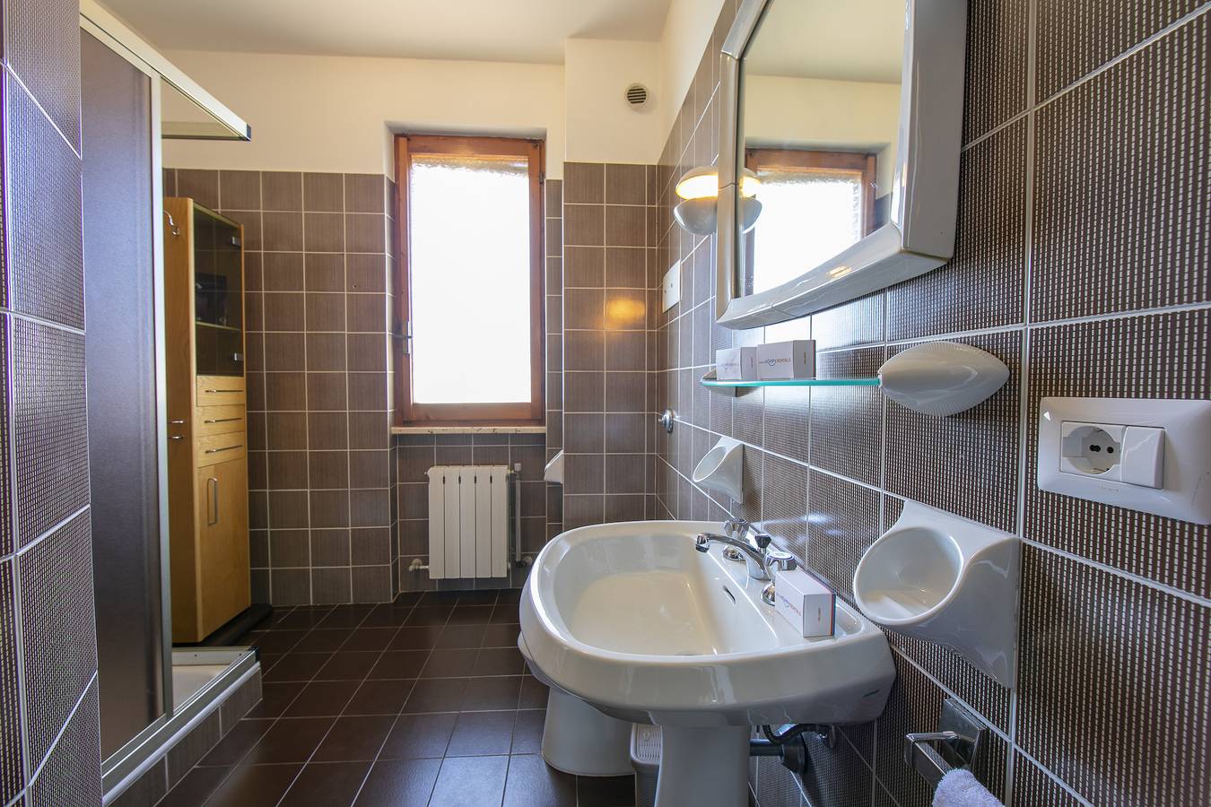 Ganze Wohnung, Villa Fiorita - Apt 4 - Mimosa in Colombare, Sirmione