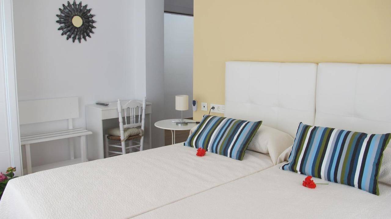 Double Room in Playa de La Mamola (Sorvilán), Polopos - La Mamola