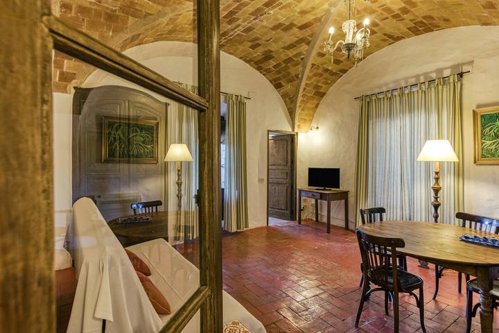 Apartamento de vacaciones para 4 personas, con balcón y jardín en Alt Empordà - 4