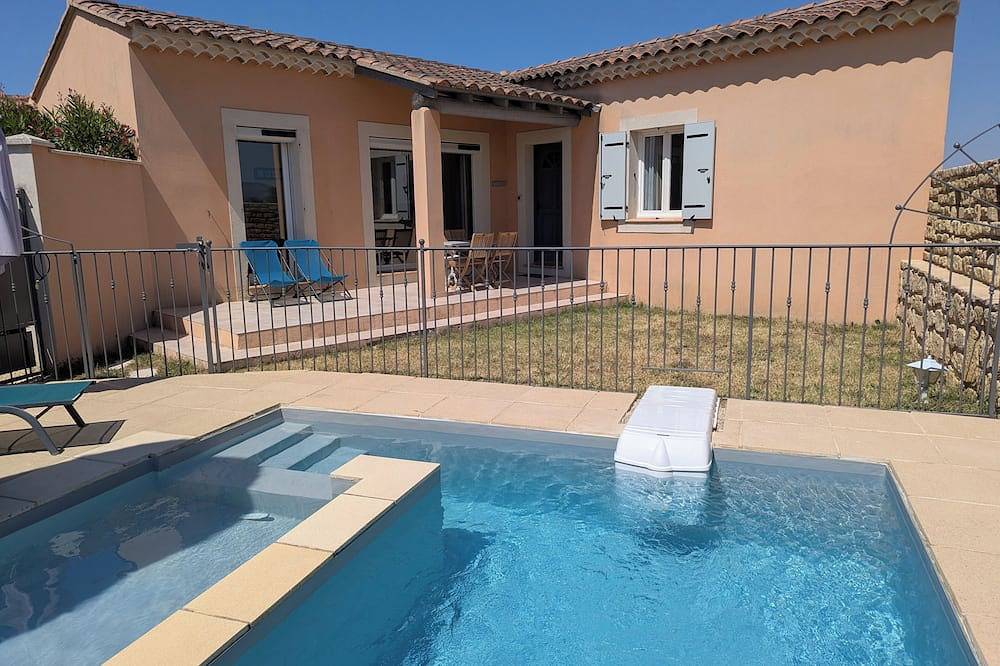Casa unifamiliar con encanto, maravillosas vistas al monte Ventoux, con piscina, in Mazan, Parque natural regional del Mont Ventoux
