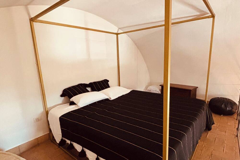 The small house between tradition and modernity in Mattinata, Gargano