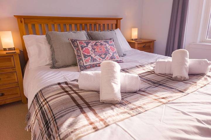 The Schoolhouse, Laggan - large Highland lodge in Laggan, Cairngorms National Park
