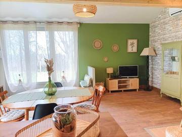 Gîte pour 4 personnes, avec vue et jardin à Pouillon