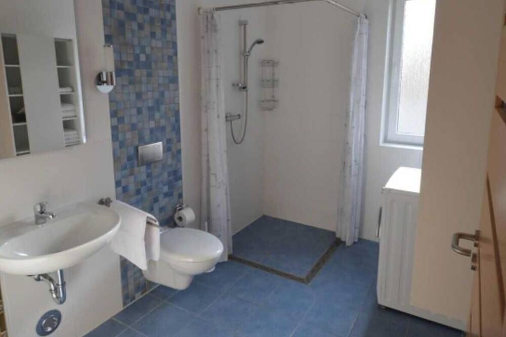 Ganze Wohnung, Ferienwohnung Obergeschoss - Ferienwohnhaus Drei am Zemminsee in Teupitzer See, Schwerin (Brandenburg)