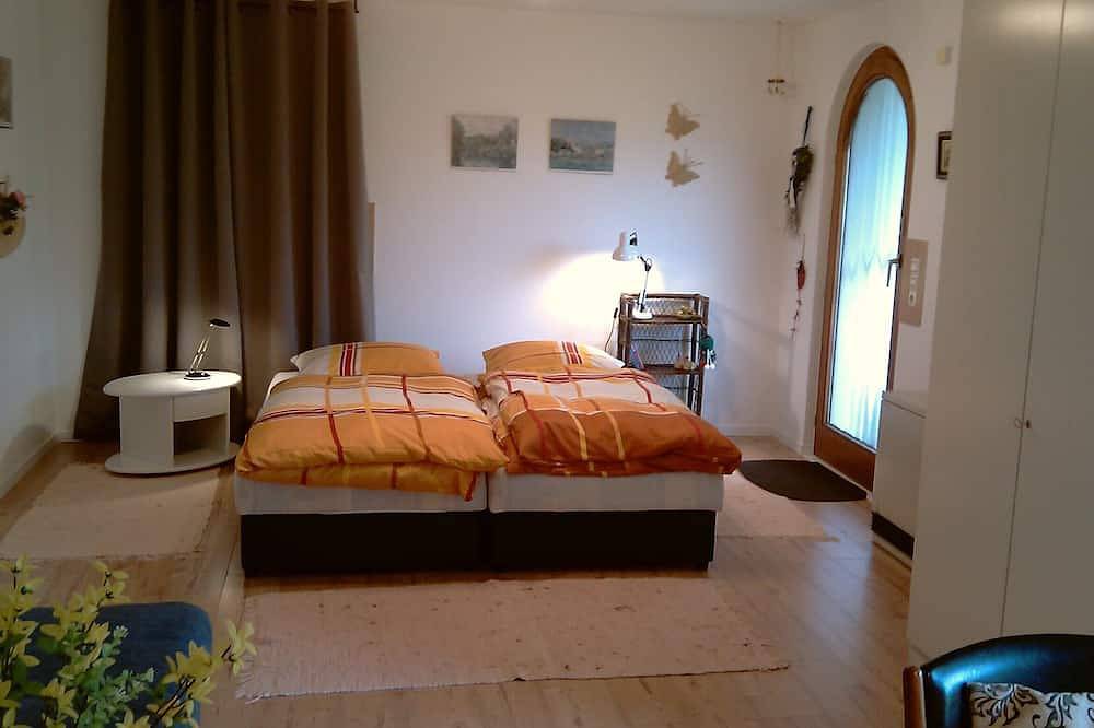 Ganze Wohnung, Ferienwohnung auf der Schwäbischen Alb in Randlage mit Panoramaausblick in Tieringen, Meßstetten