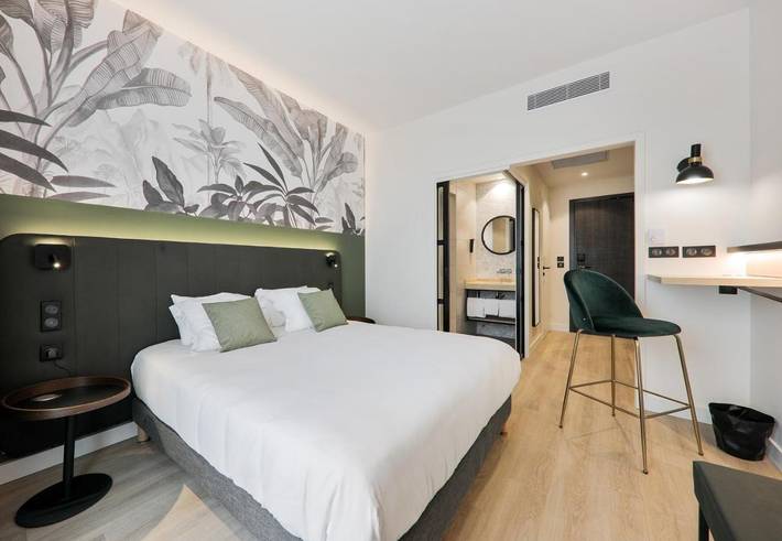 Hôtel pour 2 personnes, avec terrasse à Saint-Priest - 4