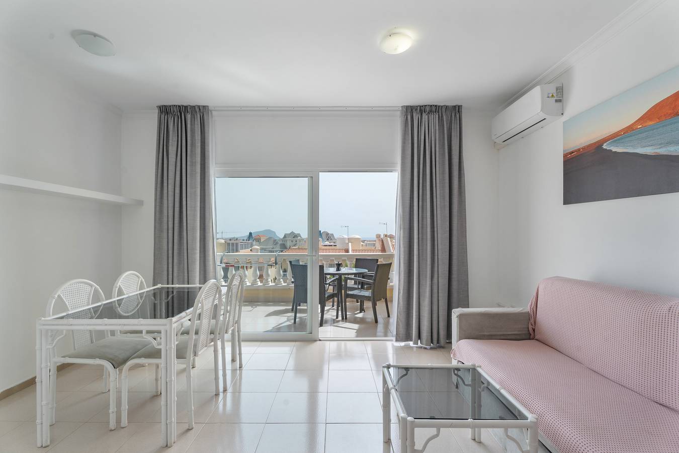 Ganze Wohnung, Ferienwohnung 'Michelangelo Resort 126' mit Gemeinschaftspool, Gemeinschaftsgarten und Klimaanlage in Las Adelfas, San Miguel de Abona