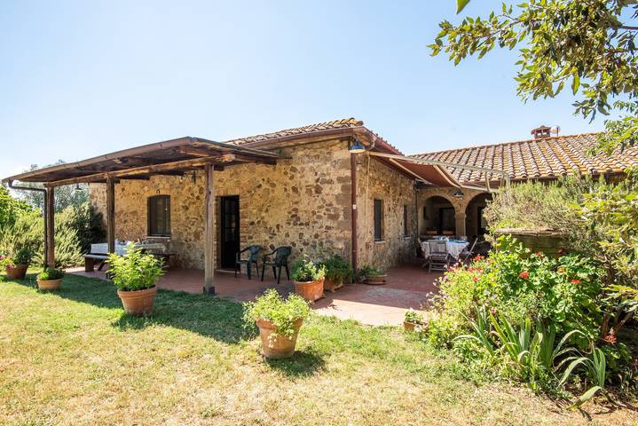 Gîte pour 6 personnes, avec jardin à Radicondoli
