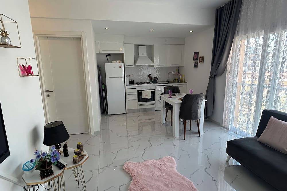 Apartamento entero, Estudio (no. 2) en el corazón de famagusta, norte de Chipre in Famagusta, República Turca del Norte de Chipre