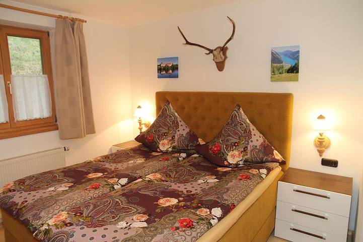 Ferienwohnung für 4 Personen, mit Terrasse und Garten in Wackersberg - 2