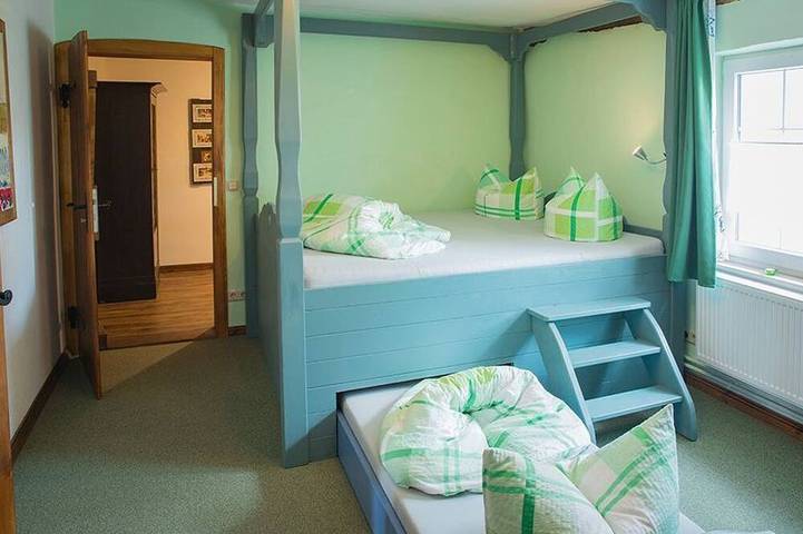 Ferienwohnung für 5 Personen, mit Garten und Terrasse in Byhleguhre-Byhlen - 4