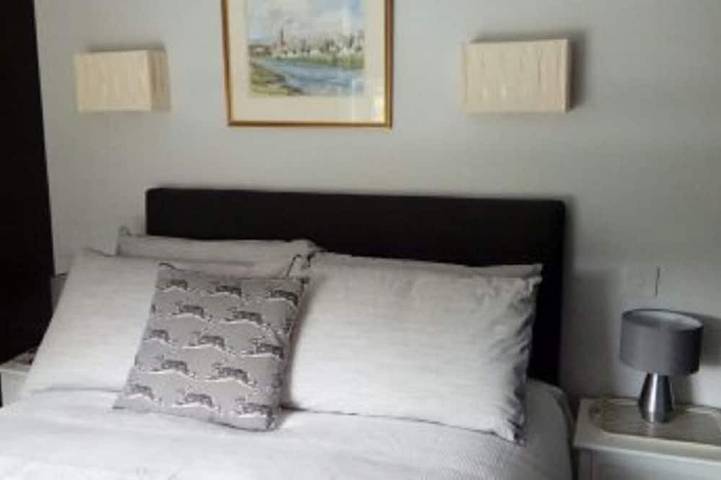 Entire apartment, Comfortable town pad with a river view in Peebles, Scottish Borders