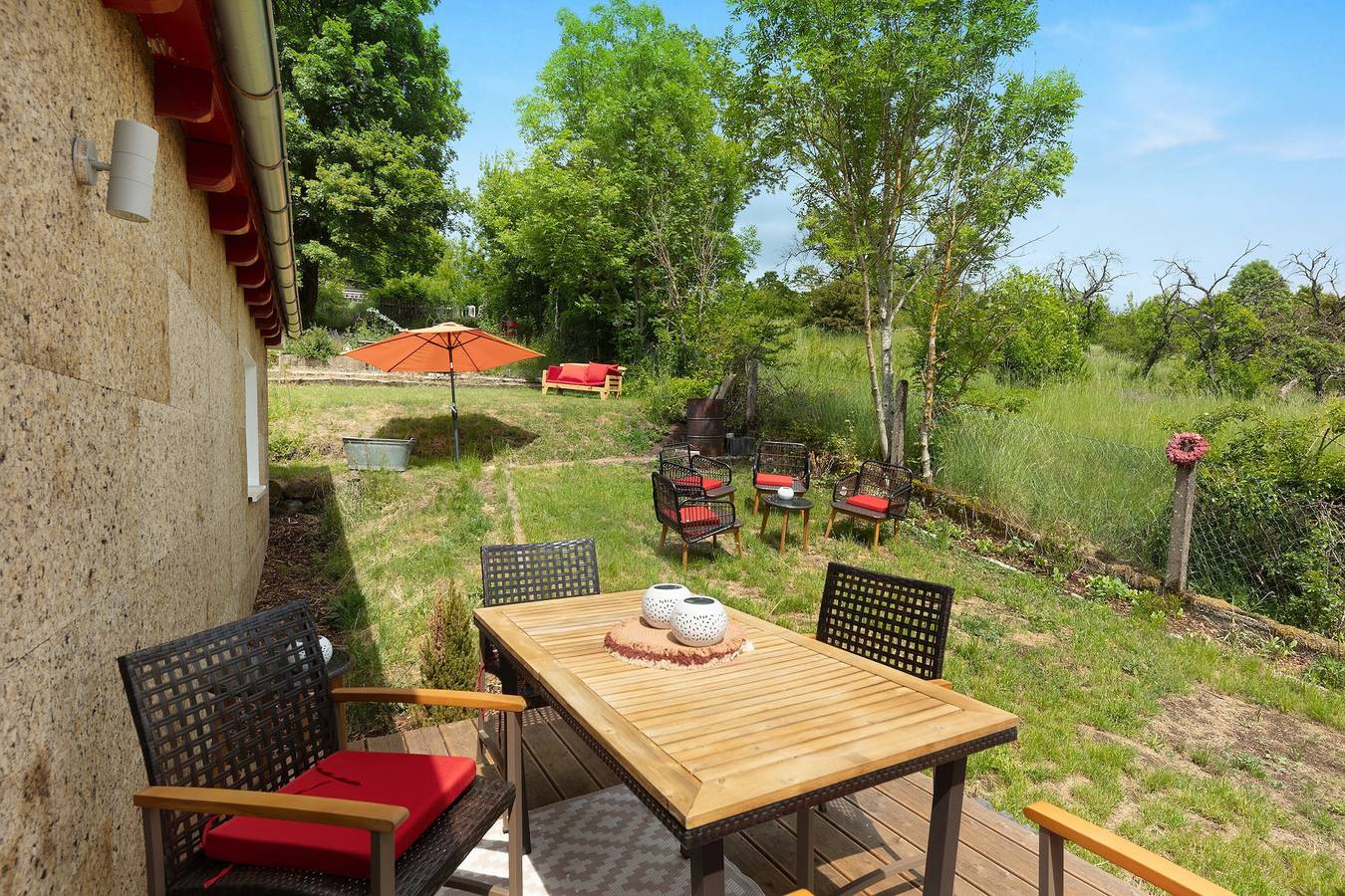 Ferienhaus 'Vogelsberger Bett Unser Korkhaus' mit Bergblick, privater Terrasse und Wi-Fi in Feldatal, Vogelsberg Region
