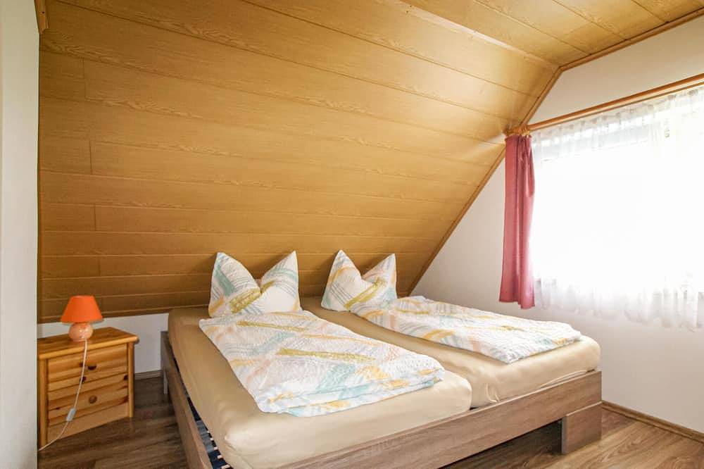 2 bedroom cozy home in Spitzkunnersdorf in Leutersdorf, Oberlausitz