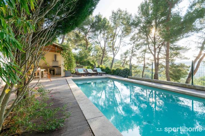 Maison d’hôte pour 4 personnes, avec vue et jardin ainsi que sauna et piscine, animaux acceptés dans les Bouches-du-Rhône - 4