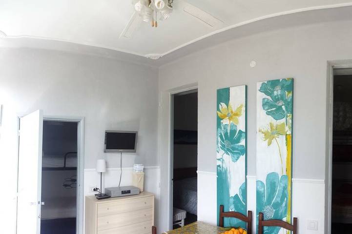 Ferienhaus für 6 Personen, mit Terrasse und Pool sowie Garten in Ligurien - 2