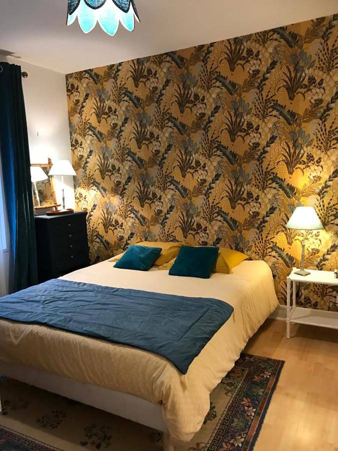 Double Room with Extra Bed in Lyons-la-Forêt, Région de Les Andelys