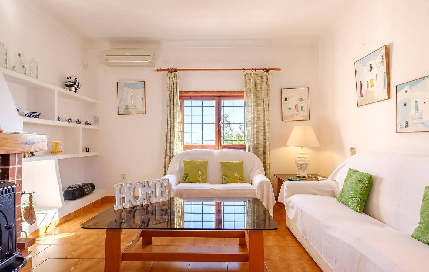 Modernes Apartment mit Terrasse, Pool und Parkplatz in der Nähe des Restaurante Cicale in Sant Joan de Labritja, Ibiza Norden