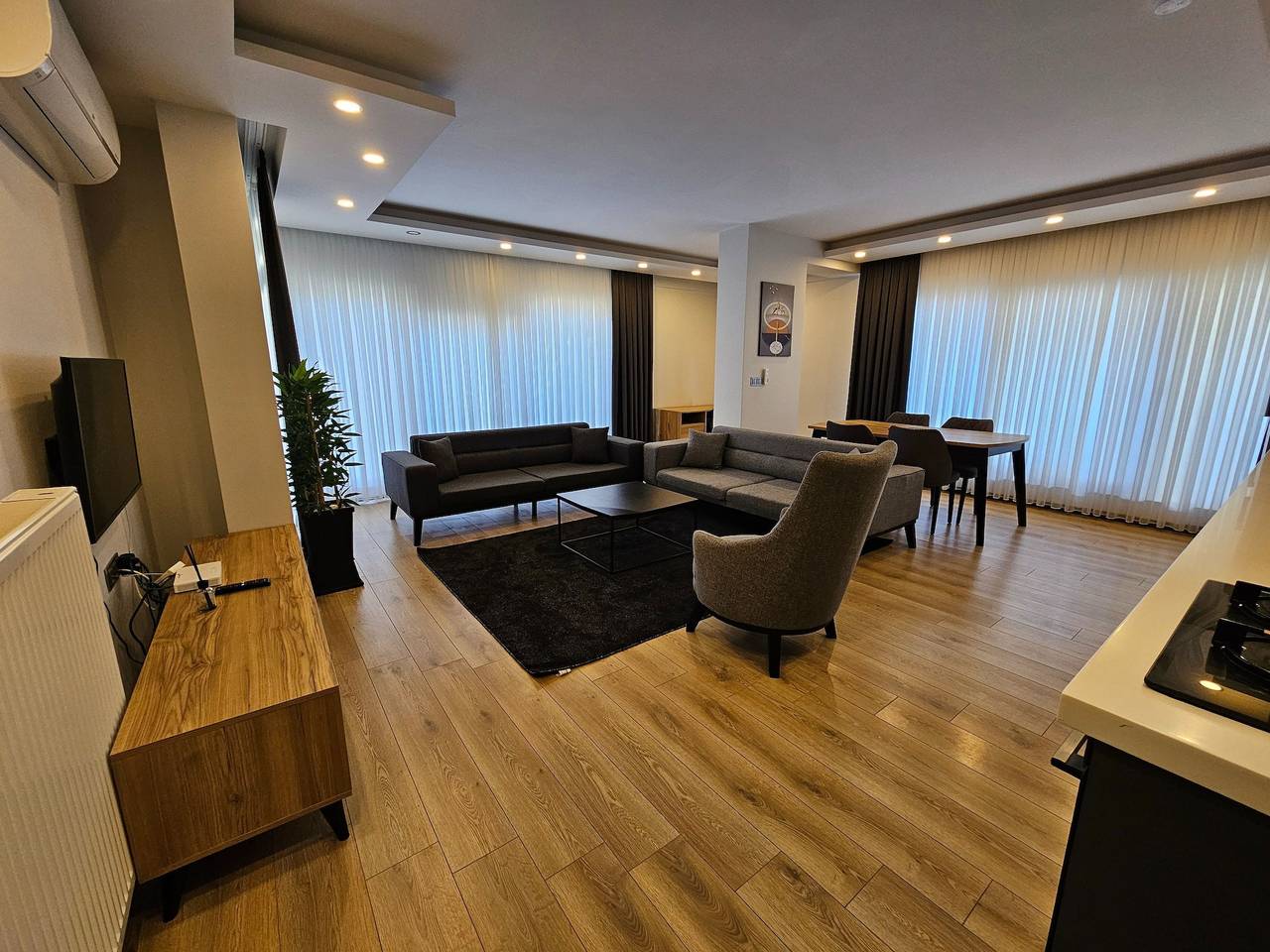 Ganze Wohnung, Professionally Maintained, Spacious New Suites 2-2 in Muratpaşa, Provinz Antalya