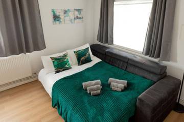 Holiday Apartment for 4 People in Wandsworth, London, Photo 3