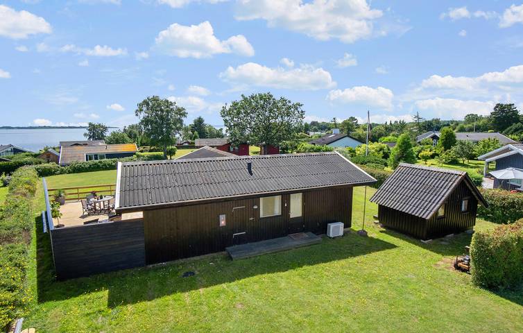 Ferienhaus für 6 Personen, mit Terrasse in Fåborg