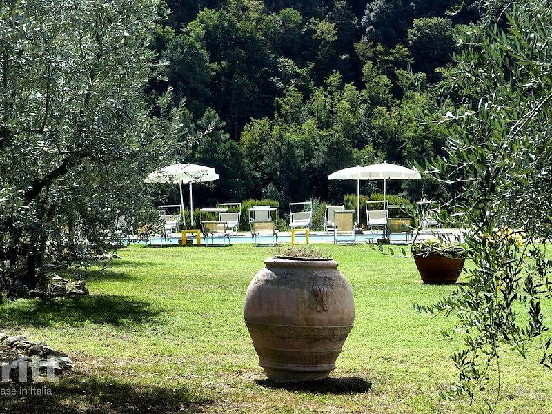 Tritt — Ruhig gelegenes Ferienhaus für 12 Personen mit Pool in der Toskana in Castelfranco di sopra, Castelfranco Piandiscò (gemeinde)