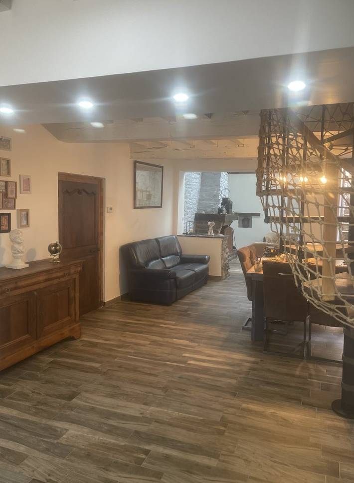 Gîte pour 6 personnes, avec terrasse à Haulmé - 4