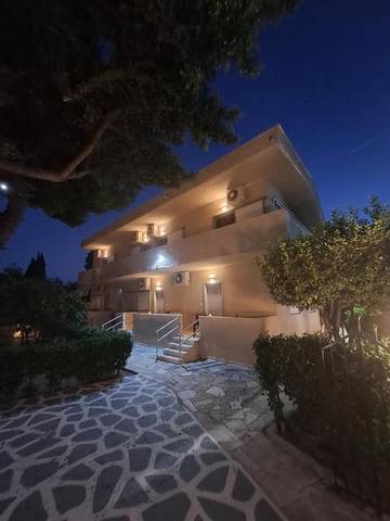 Cottage pour 2 personnes, avec vue et jardin, animaux acceptés dans Selianitika