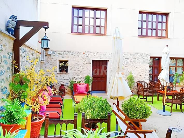 Chalet para 10 personas, con Balcón además de Jardín y Piscina para niños en Provincia de Madrid - 4