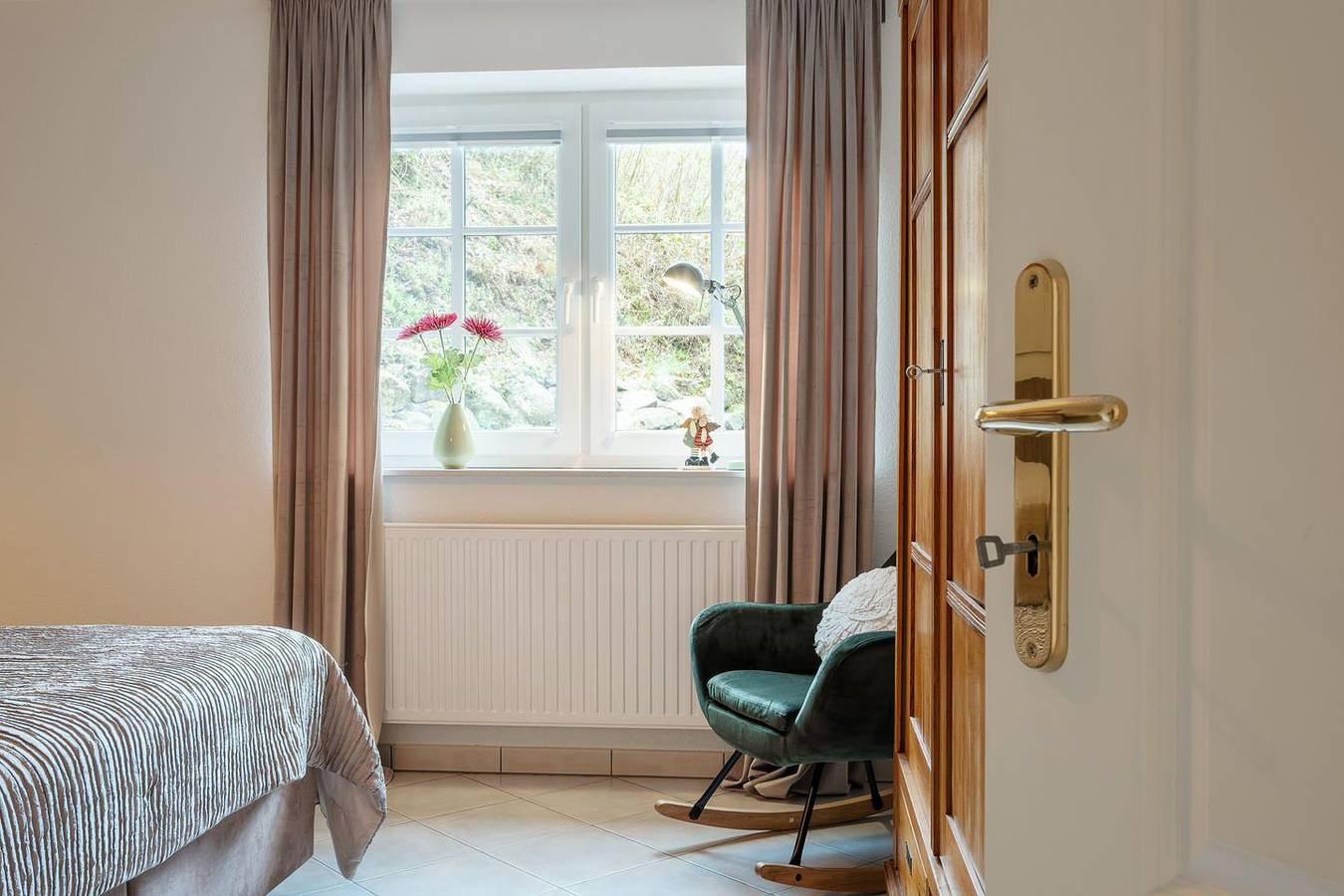 Wohlfühlort am Meer. Moderne, barrierearme Wohnung mit Sonnenterrasse und Garten, foto 15