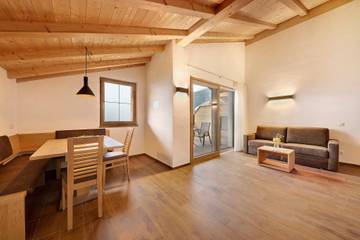 Ferienwohnung für 4 Personen in Dorf Tirol, Texelgruppe, Bild 2