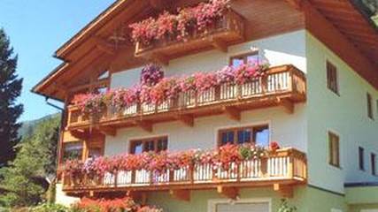 Ferienwohnung für 3 Personen, mit Balkon in Innervillgraten