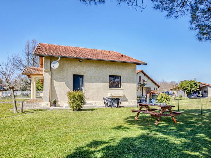Location de vacances pour 4 personnes, avec Terrasse et Jardin à Aureilhan