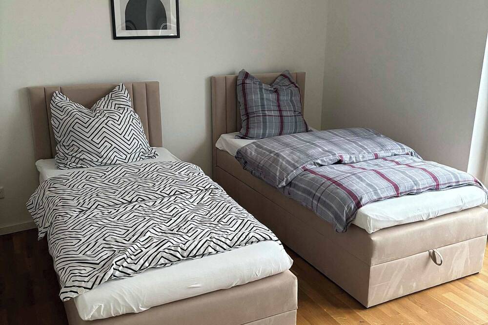 Ganze Wohnung, Komfortables Penthouse mit 200 qm in Langen, Landkreis Offenbach