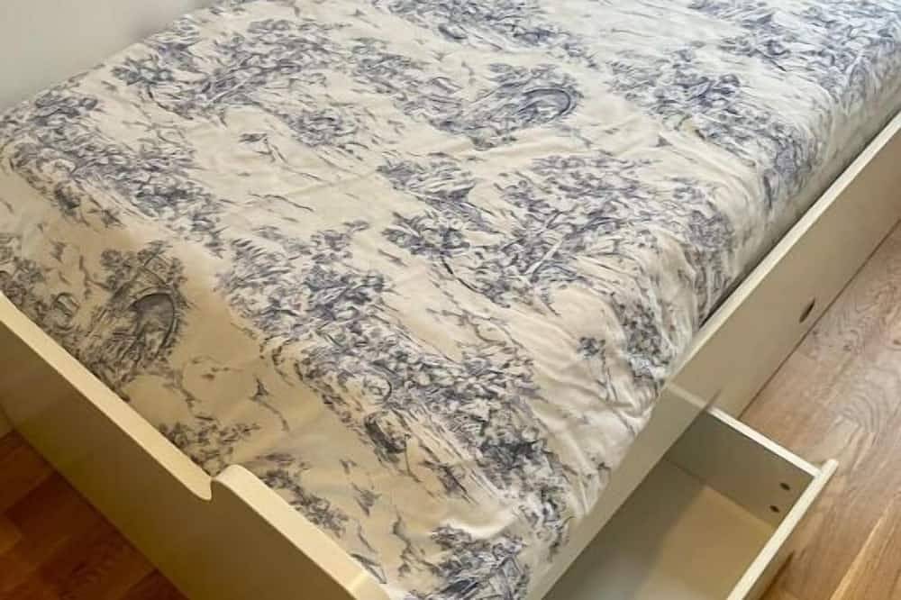 Entire apartment, À 2 Chambres - de Style Parisien - à 30 min du Louvre in Alfortville, Val-de-Marne