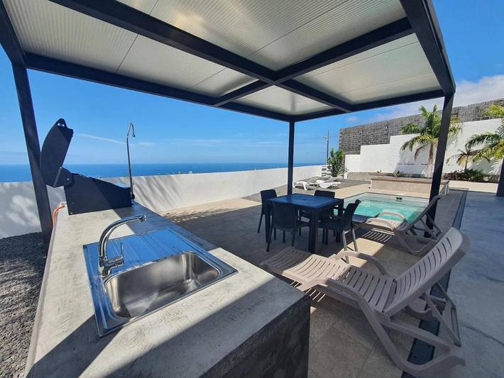 Casa rural para 4 personas, con terraza además de piscina y vistas en Tazacorte - 2