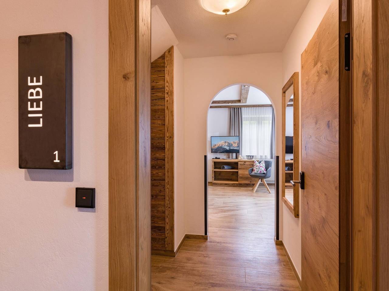 Ganze Ferienwohnung, App. 1 "Liebe" 55 m² 2-4 Pers., 1 Sz, 2 Bäder in Going am Wilden Kaiser, Kaisergebirge