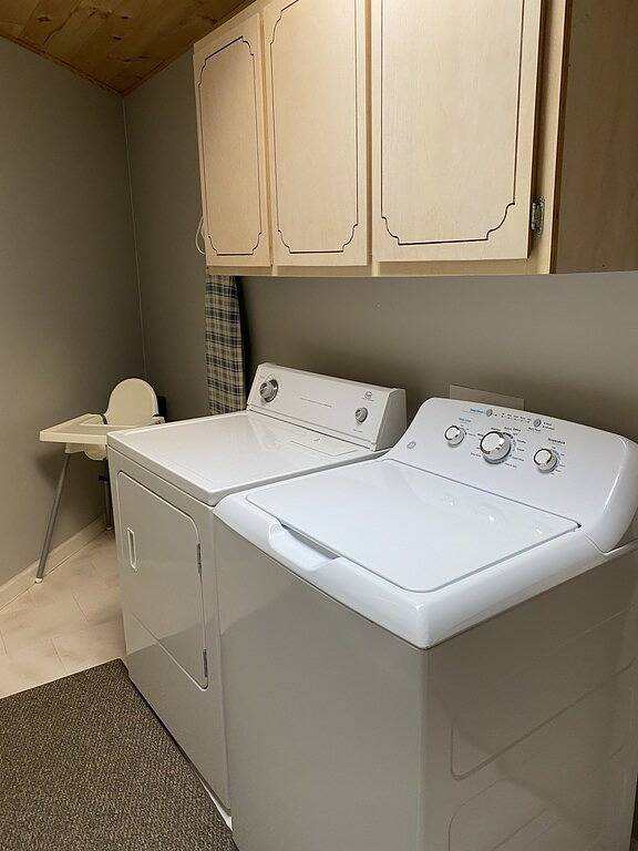 Peaks at Windy Knob in Blue Ridge Parkway, Seven Devils