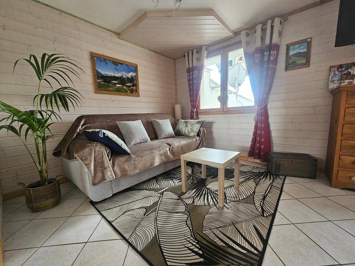 Appartement entier, One-Bedroom Apartment in Mégevette, Région de Bonneville
