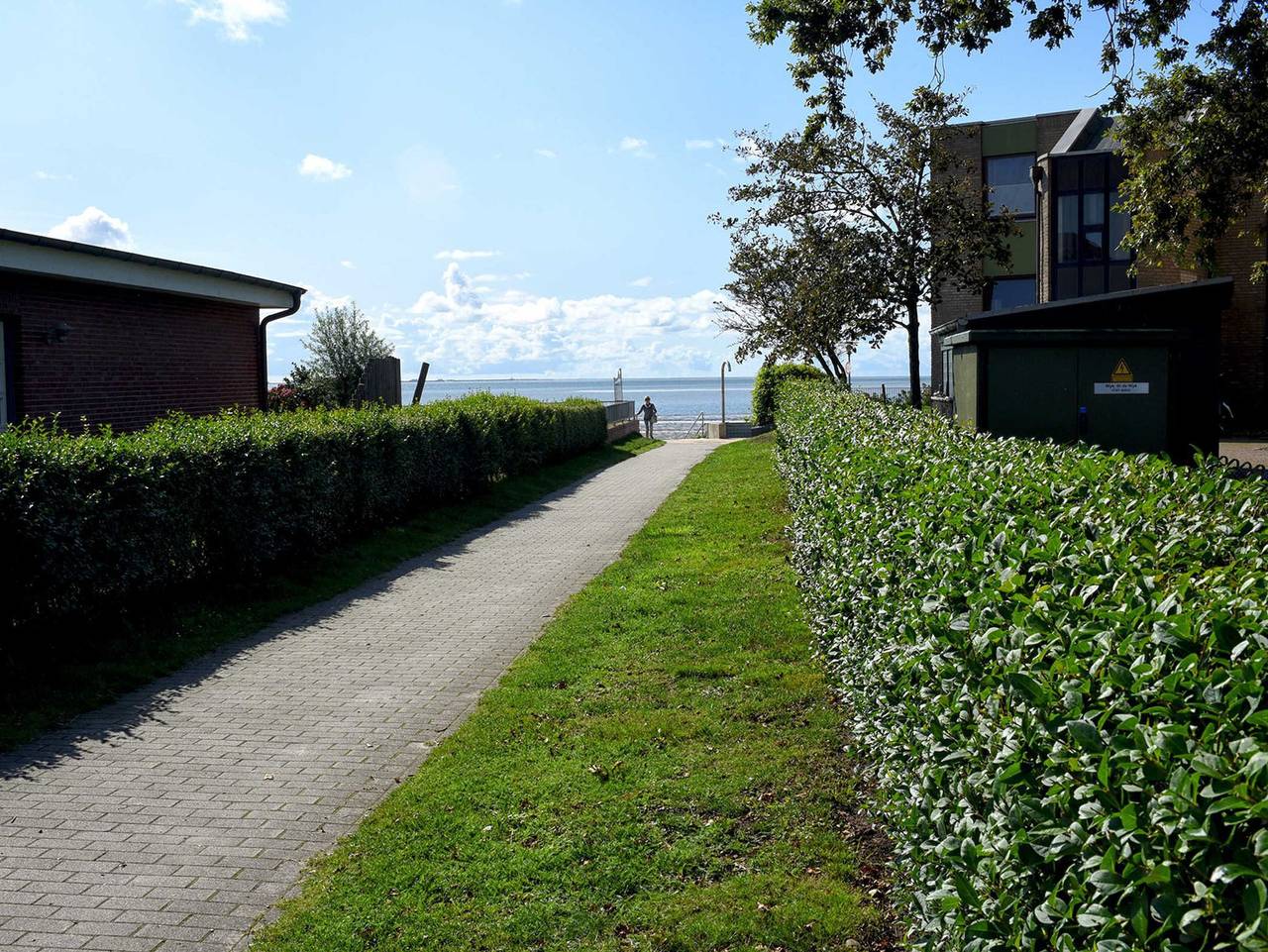Ganze Ferienwohnung, Osterstrasse 1 - Haus Flora -Fewo mit seitlichem Meerblick - Haus Flora - Whg. 6 in Wyk auf Föhr (Stadt), Wyk auf Föhr